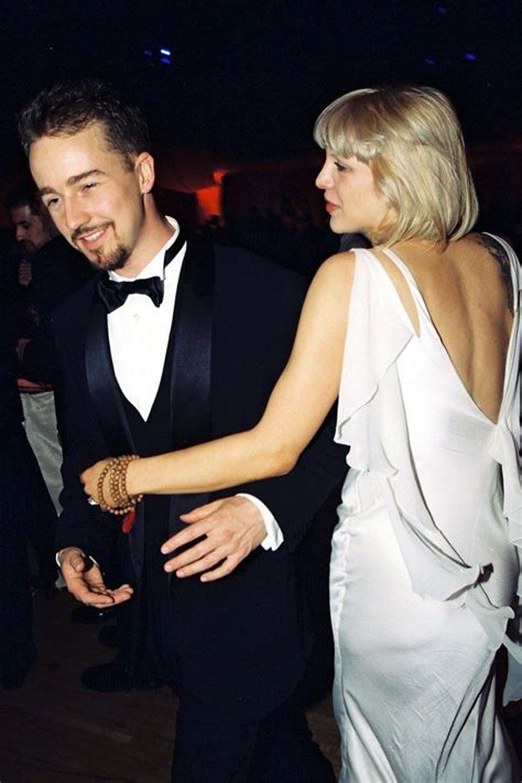 Edward norton and courtney love were a romantic couple back in 1997. Фотографии ★COURTNEY MICHELLE HARRISON★ - 114 альбомов ...