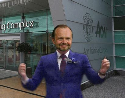 Ed woodward held an emergency briefing with angry and 'seriously unimpressed' manchester united players at carrington on monday morning. Manchester United Team Talk/Gossip/Rumours 2019/2020 ...