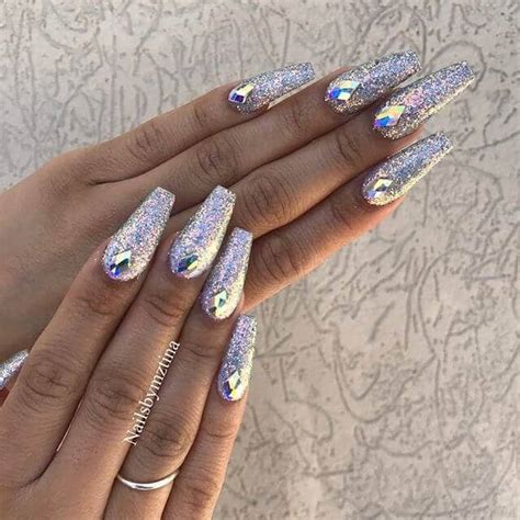 My overall favorite thing about these is how fast they are to put on; 50 Fabulous Ways to Wear Glitter Nails Like a Boss