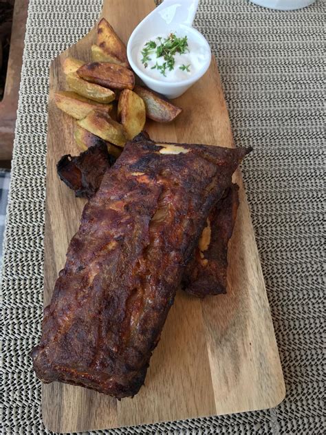 Außen knusprig, innen fluffig und mit möglichst gleichmäßiger porung: SPARERIBS IM COMBI DAMPFGARER - Rezept mit Bild - kochbar.de