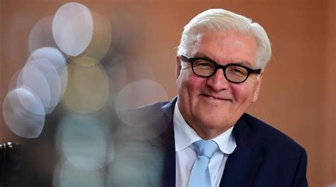 Except for crucial moments, e.g. Frank-Walter Steinmeier será el nuevo presidente de Alemania