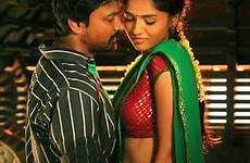 tamil movie hot romantic kiss girl stills actress scenes sarees kama navel girls sunaina aunties shows sexy videos movies scene