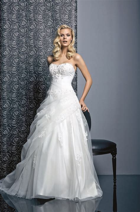 Qui a achet sa robe l bas. Robe de mariée Balanquin de Tati Mariage