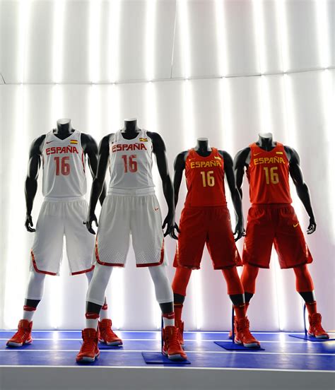 Seconda giornata per le olimpiadi di calcio: Basket: le nuove maglie di Usa, Spagna, Brasile e Cina ...