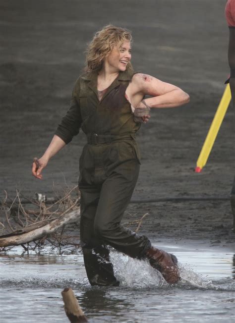 A military special operations team, led by a cia case officer, are on a mission in the harsh and hostile terrain of afghanistan where they find themselves in a middle. CHLOE MORETZ on the Set of Shadow in the Cloud in New Zealand 06/10/2019 - HawtCelebs