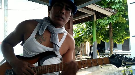 C fdi malam yang dinging cbersama sinar bulanc fsampaikan salamku. TUTORIAL || Chord Gitar Kadek Sayang by Korrok - YouTube