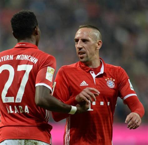 Warum hat frank ribery eine narbe im gesicht? Ribéry greift Müller ins Gesicht - WELT