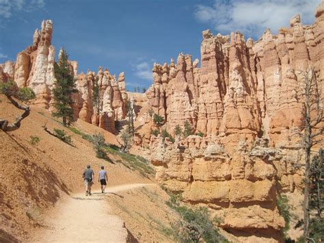 With over two million visitors per year, it's clear the jutting red rocks and gorgeous desert greens of zion are far too enticing to refuse. Close to Zion & Bryce Natl Parks! Cozy, Lovely, Cool and ...