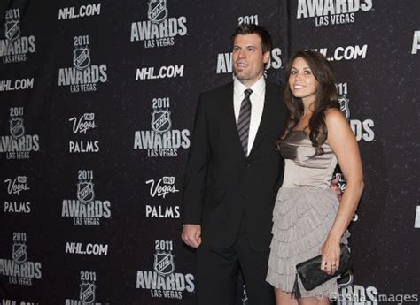 Stay up to date with nhl player news, rumors, updates, social feeds, analysis and more at fox sports. Shea Weber 2021: Wife, net worth, tattoos, smoking & body ...