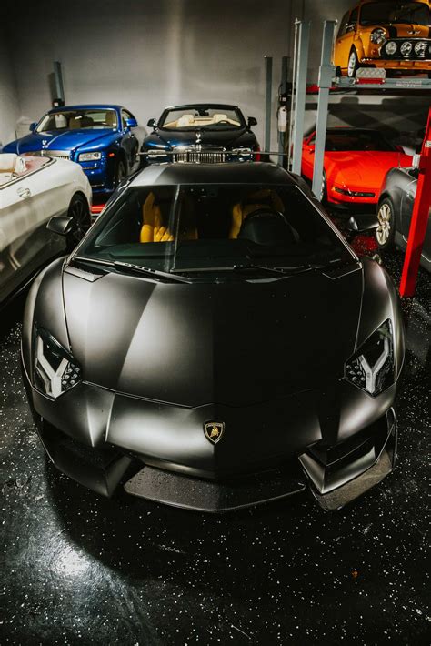 Exotic car rental miami is a beautiful sea side city that has a large drawing of elite and prestigious visitors as well as residents. Rent Lamborghini in Miami Beach - Pugachev Luxury Car Rental