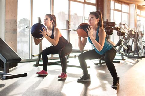 Top 10 Fitness Trends for 2018 - Women Fitness