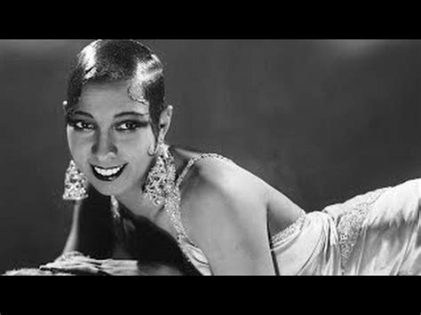 On her birthday, cr looks back on how the performer and civil rights activist reclaimed sartorial elements with problematic. Josephine Baker's Banana Dance - YouTube