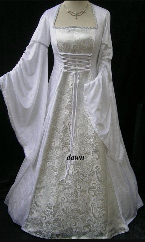 A wedding dress featuring historical medieval design elements is perfect for a themed ceremony. #Medieval #Dress #Elven #WeddingDress #Costumes # ...