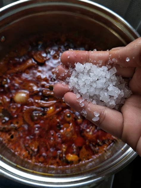 Pagi2 bangun tidur, kalau teringin nak makan nasi lemak, hah dalam 45minit dah boleh siap, dah boleh makan inshaaallah. Ini Cara Masak Kari Ayam Tanpa Perlu Kisar Rempah, Memang ...