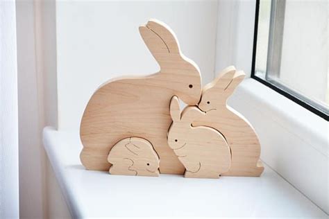 Kostenlose häkelanleitungen kostenlose strickanleitungen kostenlose nähanleitungen kostenlose bastelanleitungen. Easter Kids gifts bunny Wood rabbit Wooden Puzzle bunny ...