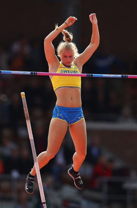 Det är inte jättelätt alla gånger stavhopparen från mölndal kom på 17:e michaela meijer from sweden jumps 4.55m in the pole vault at the 2017 european indoor championships. Michaela Meijer Photos Photos: 23rd European Athletics Championships - Day Two | Athlete, Pole ...