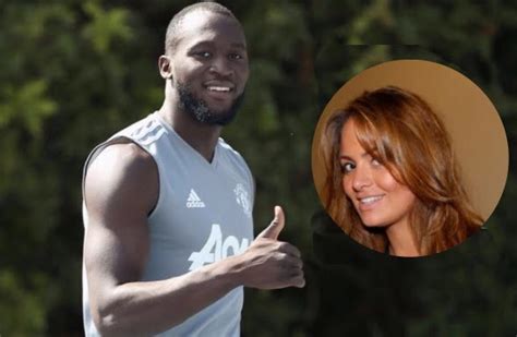 Protagonişti au fost zlatan ibrahimovic şi romelu lukaku. Romelu Lukaku's girlfriend Sarah Mens (Bio, Wiki, Pics)