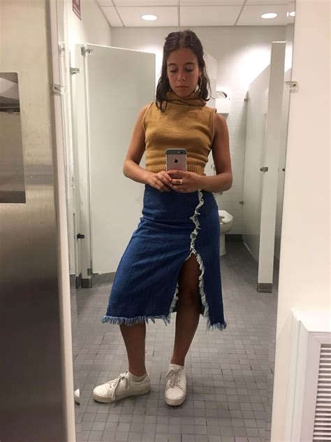 Cheats oh husband with bbc co worker at work. 1 Woman Shares What It's Really Like to Go Braless ...