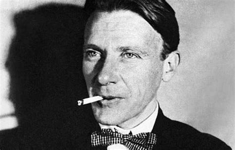 Русский писатель и драматург михаил афанасьевич булгаков родился 15 мая (3 мая по старому стилю) 1891 года в киеве (ныне украина) в многодетной семье профессора риа новости. Михаил Булгаков - афоризмы, крылатые выражения, фразы ...