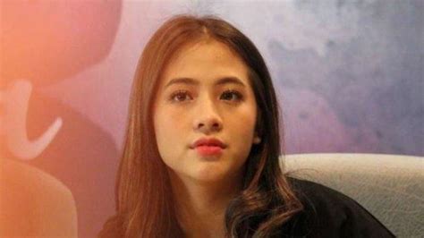 Jun 16, 2021 · angga dipertemukan lagi dengan adhisty zara dalam film remaja mariposa. Biodata Adhisty Zara yang Trending Topic seusai Video Live ...