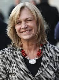 Evelyn rose matthei fornet ( born november 11, 1953 in santiago de chile) is a chilean economist and politician (udi ). Biografía de Evelyn Matthei » Quien es » Quien.NET