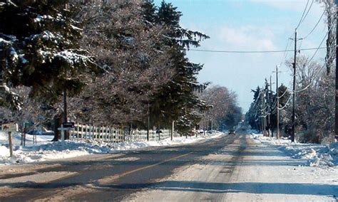 Probablt du savoyard névi, du lat. Neve no sul do País? Veja como dirigir nessa situação ...