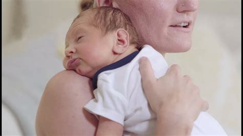 How to handle your fussy baby? How to soothe a fussy baby - YouTube