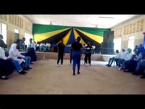 .wa chuo, mrembo wa chuo akikata mauno uchi chumbani kwake, mauno ya wanafunzi wa chuo, watu watombana adharani usiangalie kama una umli chini ya mika18, mademu wa udsm wasagana live, aibu haya ndiyo yanafanyika sehem za starehe watch out usisahau kusubscribe, mwanafunz wa. Wasichana Wa Shule Uchi / Msichana shule, dar es salaam ...
