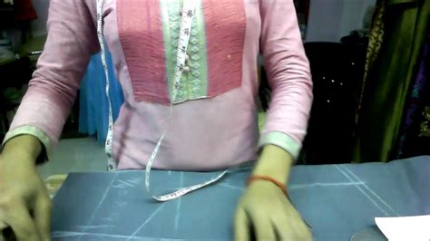 Blouse cutting and stitching cross cut blouse pattern videos. Blouse cutting | silai sikho | how to learn stitching ...