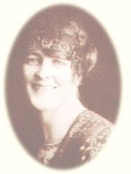 Page officielle de lindsay rose. Gumnut Cottage: Rose Lindsay
