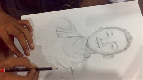 Bentuknya sangat mudah untuk dibuat sketsa meskipun ada beberapa yang bentuk sayapnya sketsa ini tentu dibuat oleh seorang profesional. 36+ Ini Gambar Sketsa Wajah Manusia Dari Samping Terlengkap | Repptu