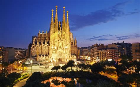 El calendario laboral de barcelona para el año 2021 incluye 14 festivos. Calendario laboral Barcelona 2021 - DeFinanzas.com