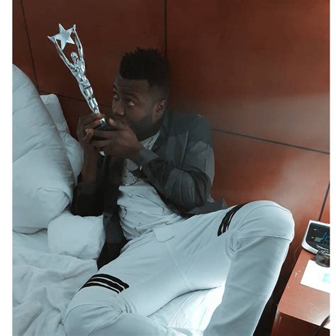 Share your favorite gif stickers now. Mcgalaxy Twerking At NEA ( Video ) - Celebrities - Nigeria