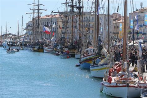 Anyone from outside the eu needs a valid passport for entrance to croatia. Croatian Traditional Boats Presented at Maritime Festival ...