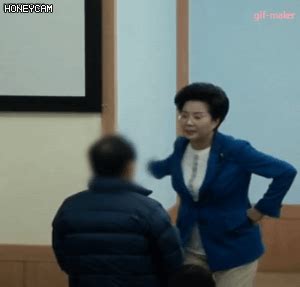 This is 청강대 그것이 알고싶다 ! 딸랑이의 세상만사: 뺨 때리는 목사의 타작 마당 ......그것이 ...