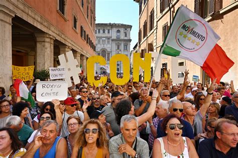 Sono quelli che poi si se andrea romano crede davvero nelle sciocchezze che ha pronunciato in televisione può sempre. Andrea Romano ci scrive che il Pd è alternativo al M5S (ma ...