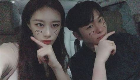 Discover more posts about 티아라. 티아라 지연, 친오빠 박효준과 '복붙' 비주얼..너무 똑같아★SNS