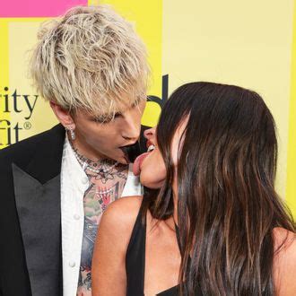 Megan fox is marking pride month with a celebratory beauty statement. Machine Gun Kelly & Megan Fox iHeartradio Awards 2021: PHOTO