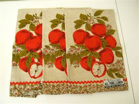 Browse our great prices & discounts on the best kitchen towels kitchen appliances. Parisian Prints Tea Towels, Red Apples on Tan Linen ...