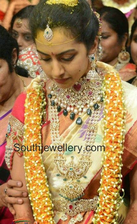 Balakrishna pillai a politician from indian national congress party is a former member of the parliament of india representing kerala in the rajya sabha, the upper house of the indian parliament. Nandamuri Tejaswini Wedding Photos - Jewellery Designs