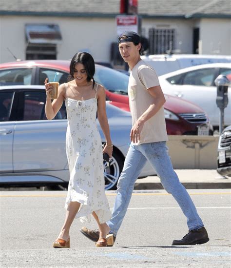 Movies, tv, celebrities, and more. VANESSA HUDGENS and Austin Butler at Blue Bottle Coffee in ...