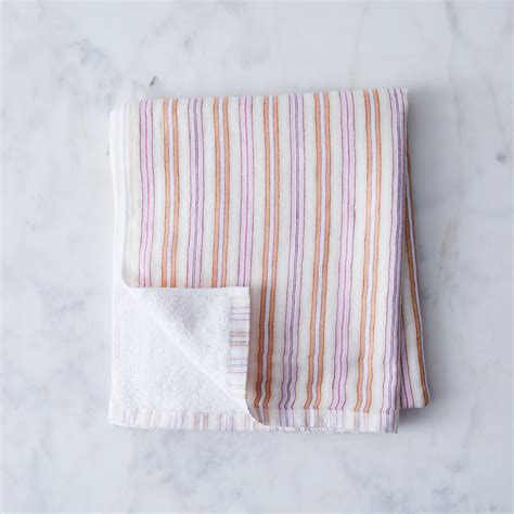 You can probably tell that we love our japanese goods, as they're always bending the rules for even common things like this towel. Shirt Stripe Japanese Bath Towels | Japanese bath, Bath ...