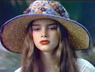This brooke shields photo might contain bouquet, corsage, posy, and nosegay. Pretty Baby - Brooke Shields Photo (843011) - Fanpop