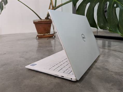Here is the official 2019 dell xps 13 (9380) tech briefing, as well as its key features, price and availability. Dell's XPS 13 (2019) is Still the Best Windows Laptop on ...