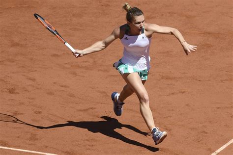 3 simona halep talks to live @ wimbledon presenter adam hunt at. Simona Halep—much-loved, often-tormented—must fight harder ...