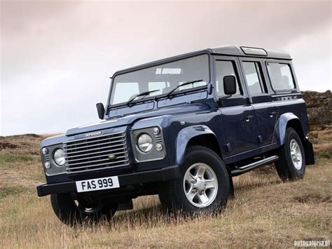What is the average price for used land rover defender? Land Rover Defender: Dezembro 2010