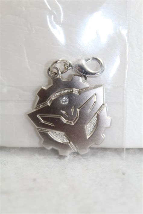 To continue publishing, please remove it or upload a different image. Kamen Rider Build / Metal Charm Kamen Rider Evol