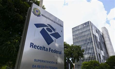 A declaração do imposto de renda 2021 costuma gerar muitas duvidas aos brasileiros, entre elas a questão por que devo declarar e como devo declarar. Imposto de Renda 2021 ganha NOVAS regras para declaração ...