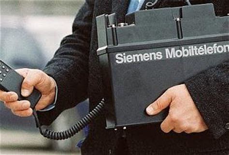 Este es unos de mis primeros celulares que tuve, el siemens c56, ahora. ¿Cómo eran los primeros teléfonos móviles del mundo ...