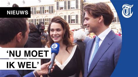 Kijk op deze video hoe thierry baudet woont. Vriendin Baudet jaloers op baard - YouTube